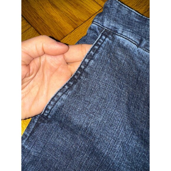 Casual Corner Stretch Dark Wash Flared Denim Jeans Size 12 Classic Casual Y2K - Picture 6 of 6